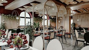 RESTAURANT CAFE