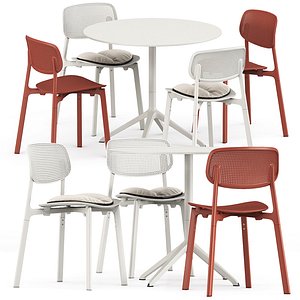 Colander chair and and Elephant round table