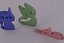 Chats en plastique