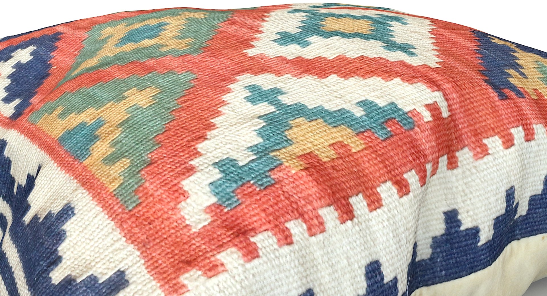 3D Pillow Collection 05 https://p.turbosquid.com/ts-thumb/1f/GEt9Uv/2V/pillow_10/jpg/1539348346/1920x1080/fit_q87/862edf14cf10d2b53287fd6f47241fcea09b3dcd/pillow_10.jpg