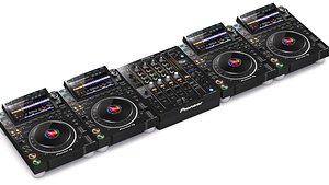 Pioneer DJ Set 3 DJM0750 MK2 and CDJ 3000 Nexus