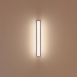 max wall lamp delta light