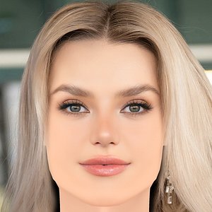 Krystyna Pyszkova Head - No Hair - Low poly head for game