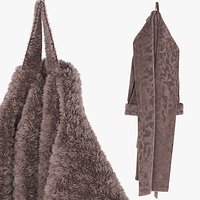 Hooked Bathrobe Brown Fur