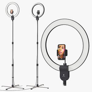 Minerva Beauty Aura LED ring light for social media model