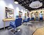 Salon de coiffure de style loft industriel