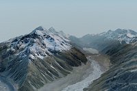Snow Mountains - South Island New Zealand