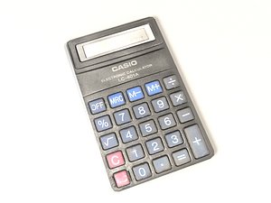 used calculator - lowpoly
