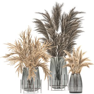 Bouquet of dried flowers in a vase 102