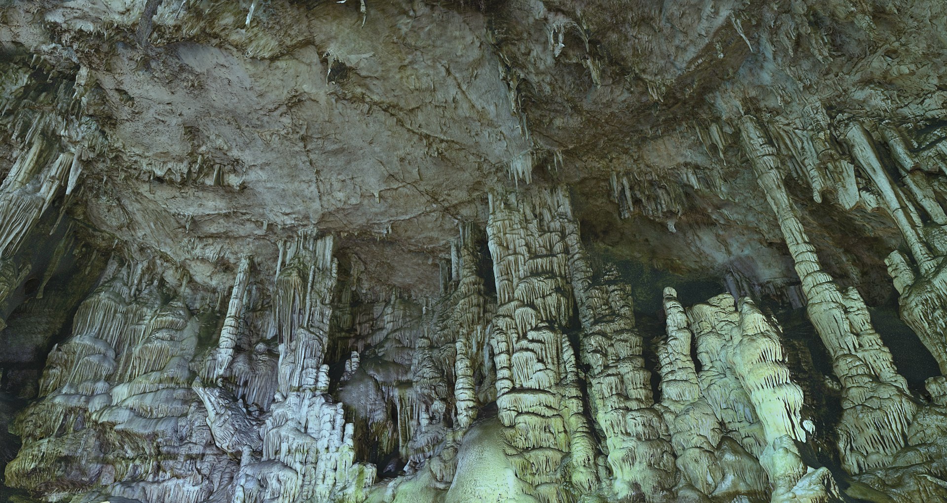 3D Cave of Zeus https://p.turbosquid.com/ts-thumb/CD/yHwB6E/FU/565677/png/1666285071/1920x1080/fit_q87/131a6159047cc976024c893107bca04f428a4e36/565677.jpg