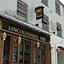 English Village Brick House 2 Londra