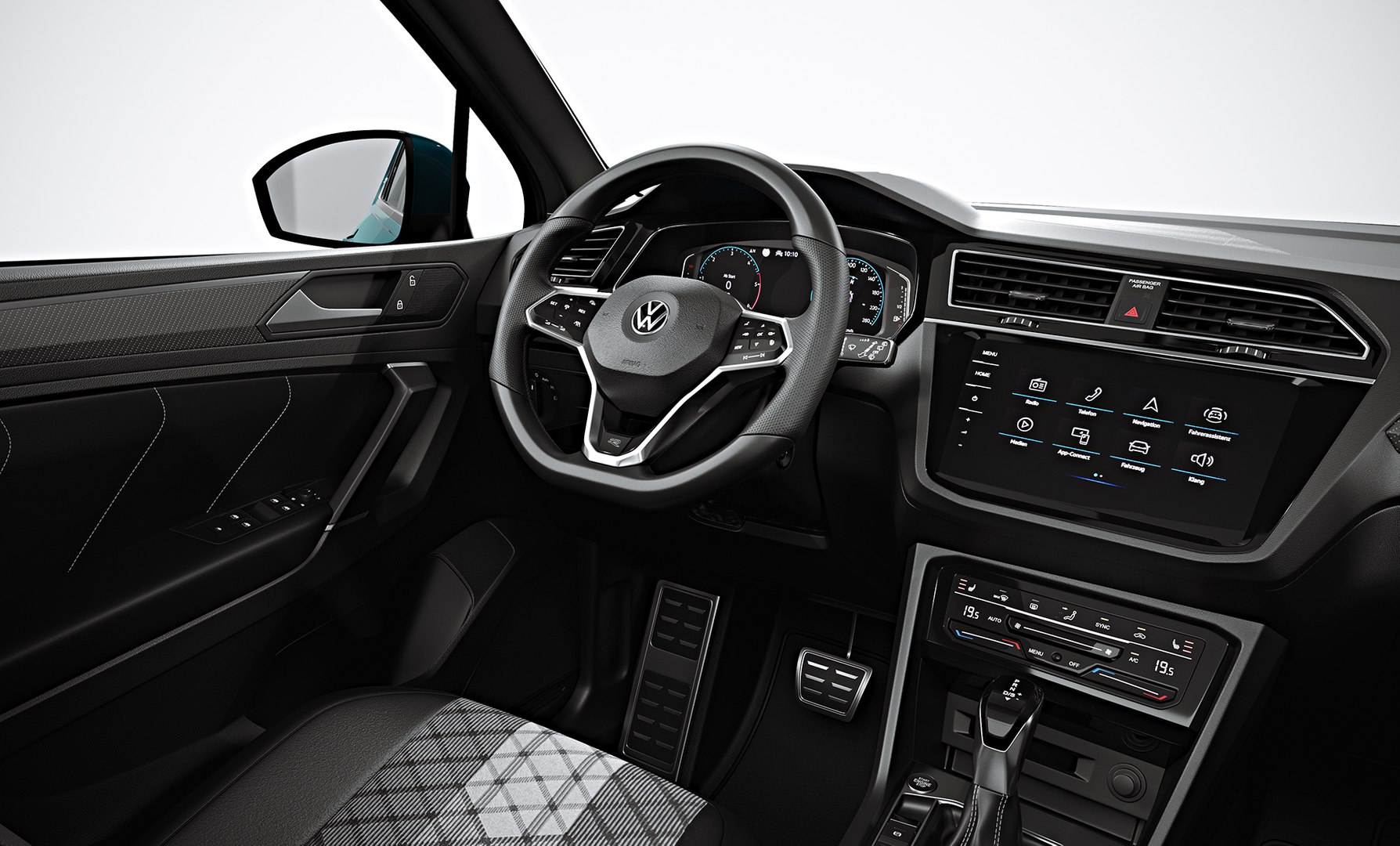 3D 2021 volkswagen tiguan model https://p.turbosquid.com/ts-thumb/EM/0vkxI0/AyiFpVvq/2021_volkswagen_tiguan_0011/jpg/1602587170/1920x1080/fit_q87/b5e14ef678b9999f48f01589d200428ce14e4124/2021_volkswagen_tiguan_0011.jpg