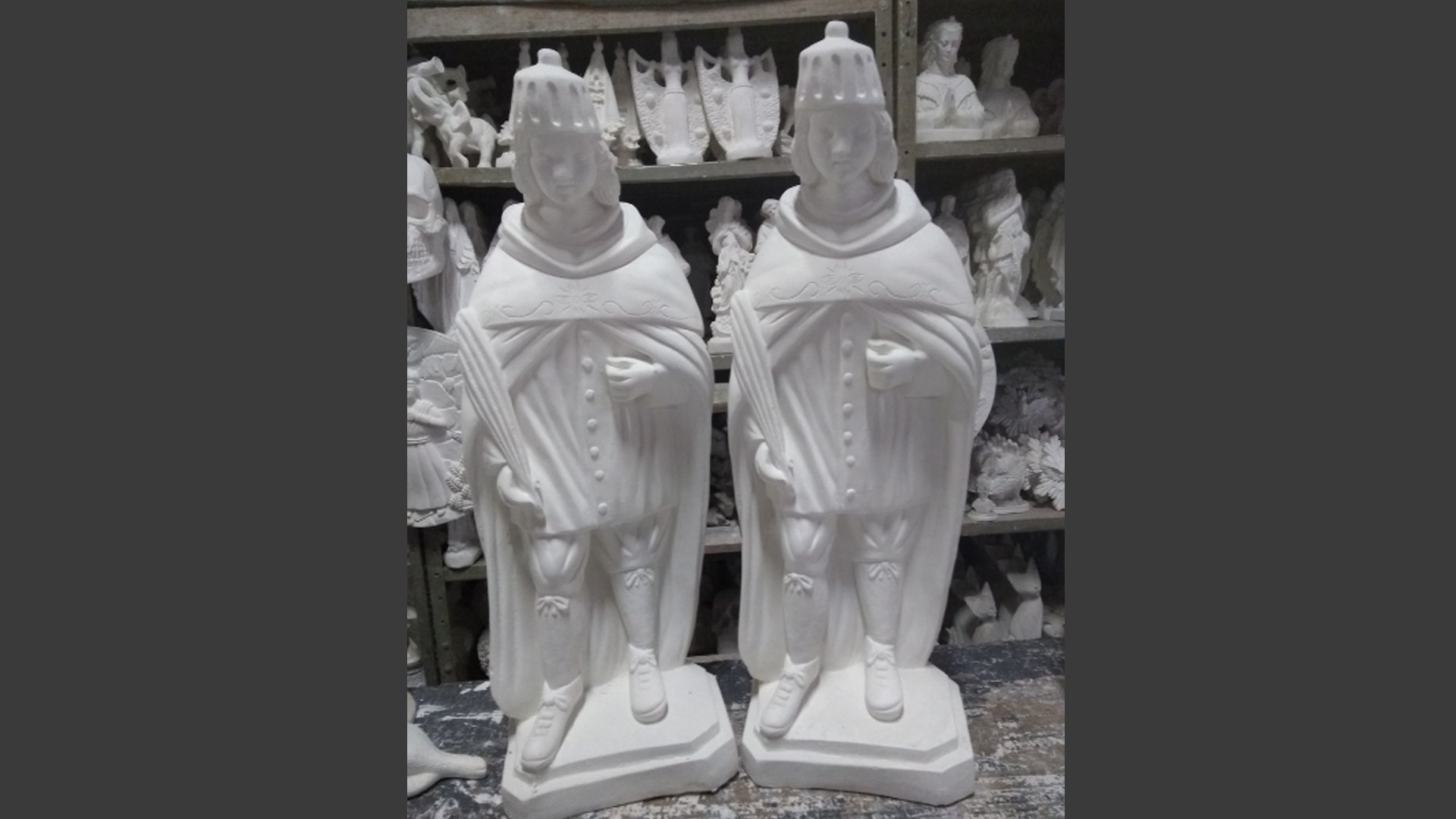 3D Cosme Damiao e Doum https://p.turbosquid.com/ts-thumb/GM/0zScdF/Zn/6/png/1694724901/1920x1080/fit_q87/1d8c6b80f88599c223593e447ce4d0db489e083f/6.jpg