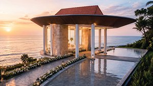 Luxury Glass Wedding Chapel 3D