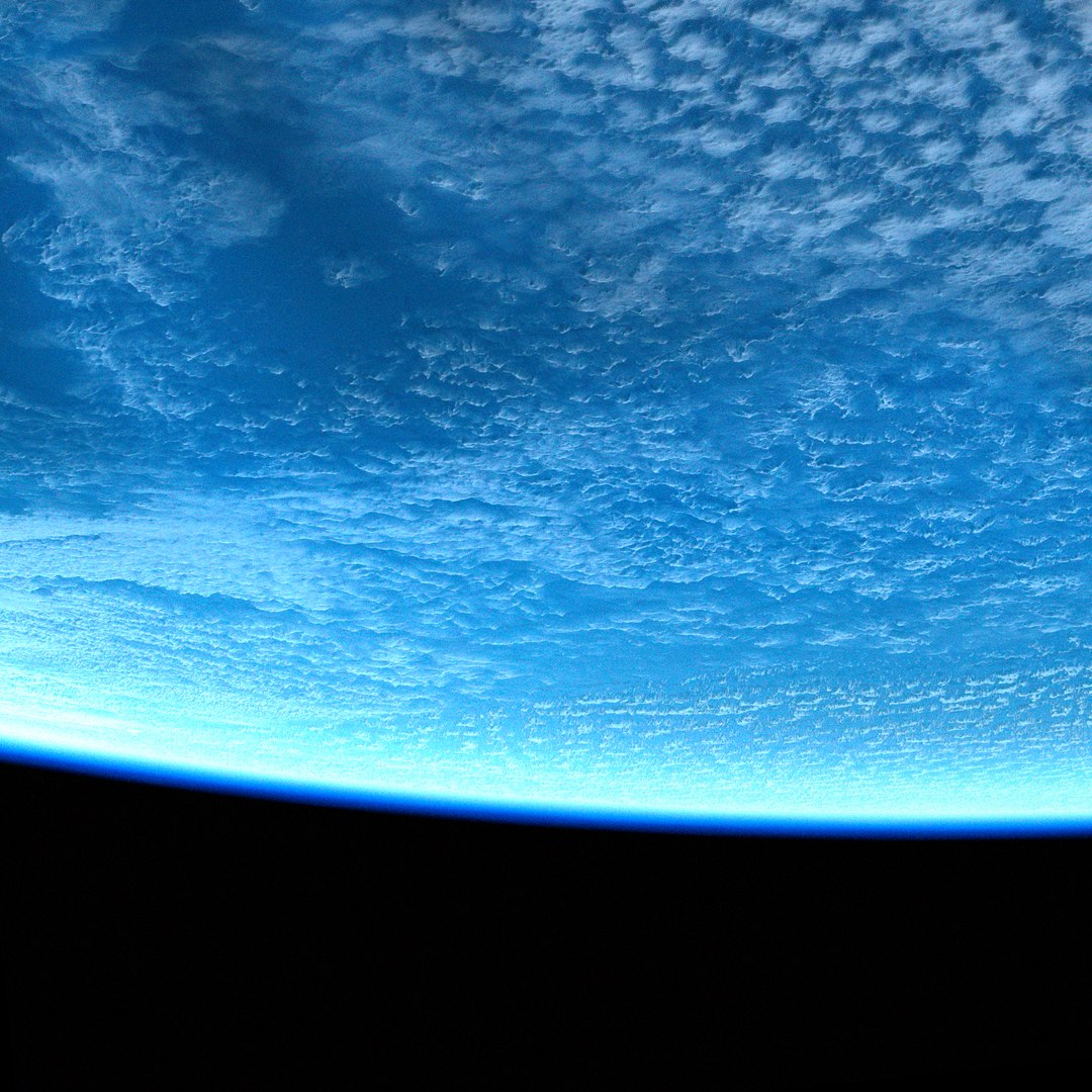 solar earth max https://p.turbosquid.com/ts-thumb/HA/hn0gU2/LQGmGTEz/123211/jpg/1383241206/1920x1080/fit_q87/57eabd10e662287136c99059eebd6f2fc18dbb03/123211.jpg