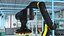 Robot chargeur d'entrepôt jaune gréé