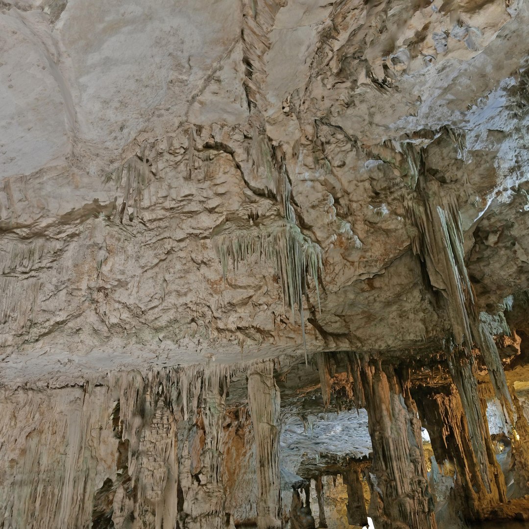 3D Neptune Cave https://p.turbosquid.com/ts-thumb/Kd/7GycIW/re/554567/jpg/1647991481/1920x1080/fit_q87/60de56a0891d0ef5c62130285f4ab0bdba315091/554567.jpg