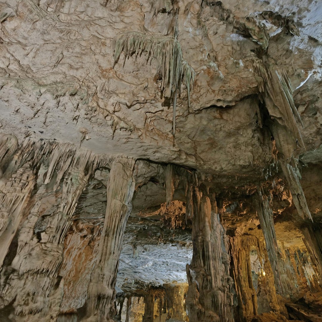 3D Neptune Cave https://p.turbosquid.com/ts-thumb/Kd/7GycIW/wC/887897899/jpg/1647991500/1920x1080/fit_q87/6442431ae870ed70876a6339f86cbff369feda76/887897899.jpg