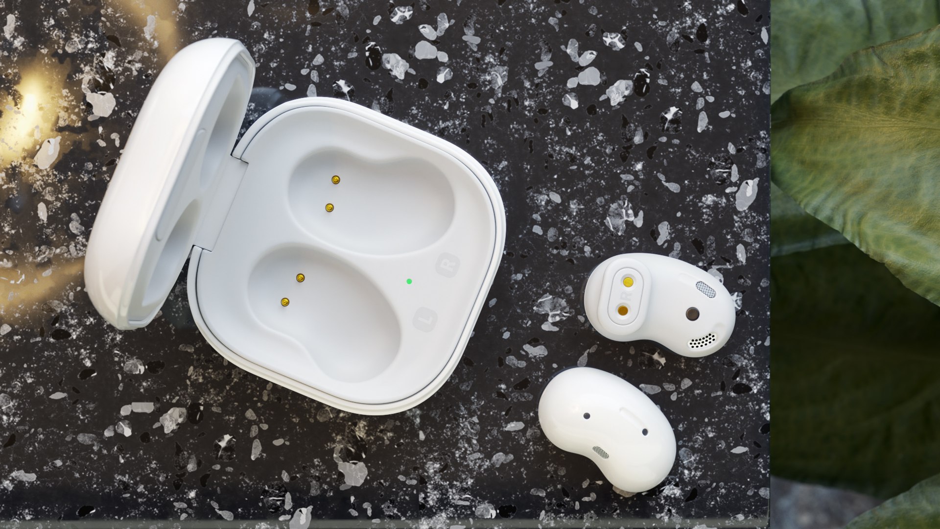3D samsung galaxy buds live model https://p.turbosquid.com/ts-thumb/Kd/8IZ7L2/HQyozUts/samsunggalaxybudslivemysticwhite3dmodel004/jpg/1607469060/1920x1080/fit_q87/e3de555c16636650284e4f584fa46becf0eb77a6/samsunggalaxybudslivemysticwhite3dmodel004.jpg