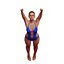 Jeune femme blonde en maillot de bain