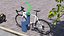 Bicicleta de carretera cerca del estacionamiento Bikeep abierto