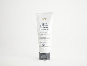 sun cream boots no7 3d 3ds