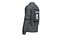 Chaqueta táctica para hombre con mochila integrada.