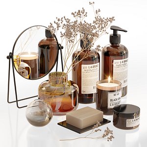 LA Bruket decor set for bathroom with dry flowers