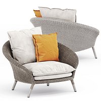 Strada lounge chair