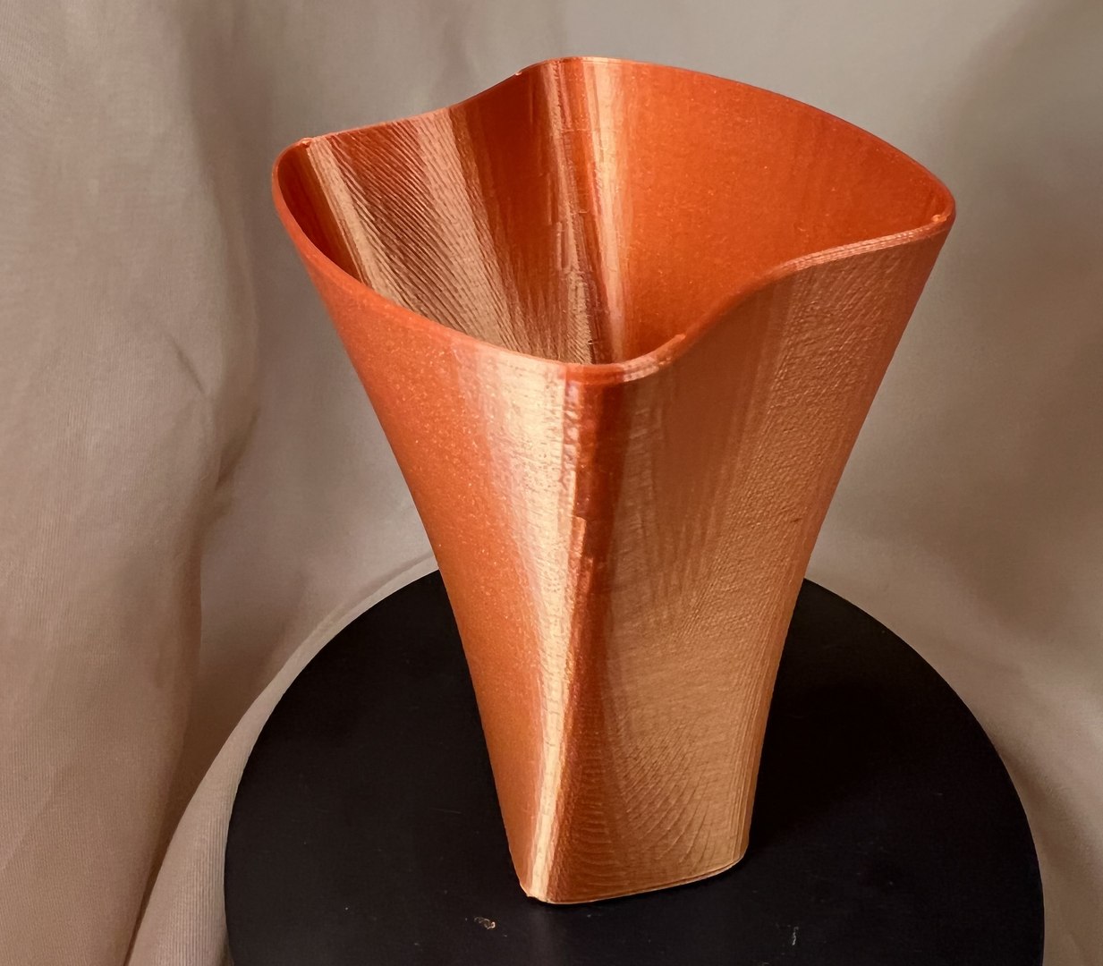 3D model Wavy Rim Serenity Vase https://p.turbosquid.com/ts-thumb/RU/oIFDbe/J5/img_1893/jpg/1750879010/1920x1080/fit_q87/0a58657723eb7d2ef4fe17048e10d4e0348fbda0/img_1893.jpg