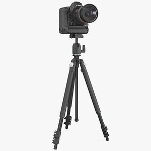 Canon 1DX with Zoom Lens 24 70 on Tripod