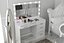 Chambre de luxe classique avec table blanche et grand miroir - Modèle 3D prêt à être rendu dans Blender Cycles
