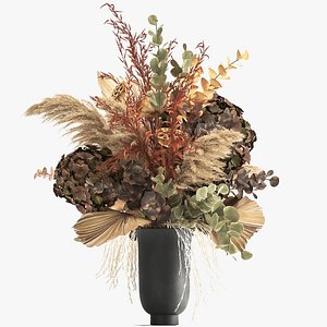 Bouquet of dried flowers in a vase 160