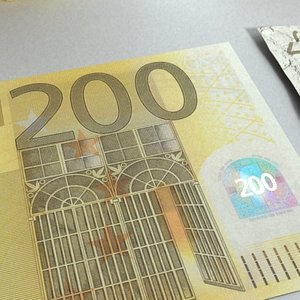 200 euros banknote - 3d model