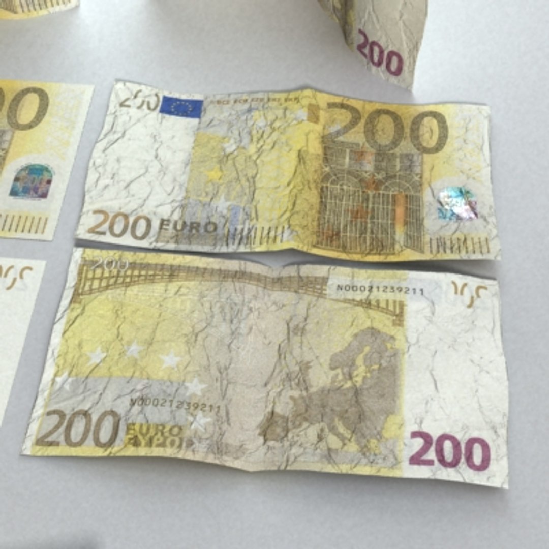 200 euros banknote - 3d model https://p.turbosquid.com/ts-thumb/VZ/9XYi9q/DYrPcmb6/preview3/jpg/1273595909/1920x1080/fit_q87/7feabd6a3dedbbcd73347ea520e89802874d6185/preview3.jpg