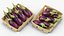 Aubergines entières avec caisse en bois violette