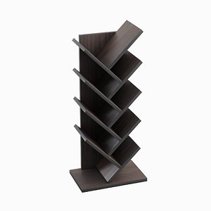 3D Medium Bookshelf B 01