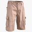 Uomo e donna in pantaloncini corti 93