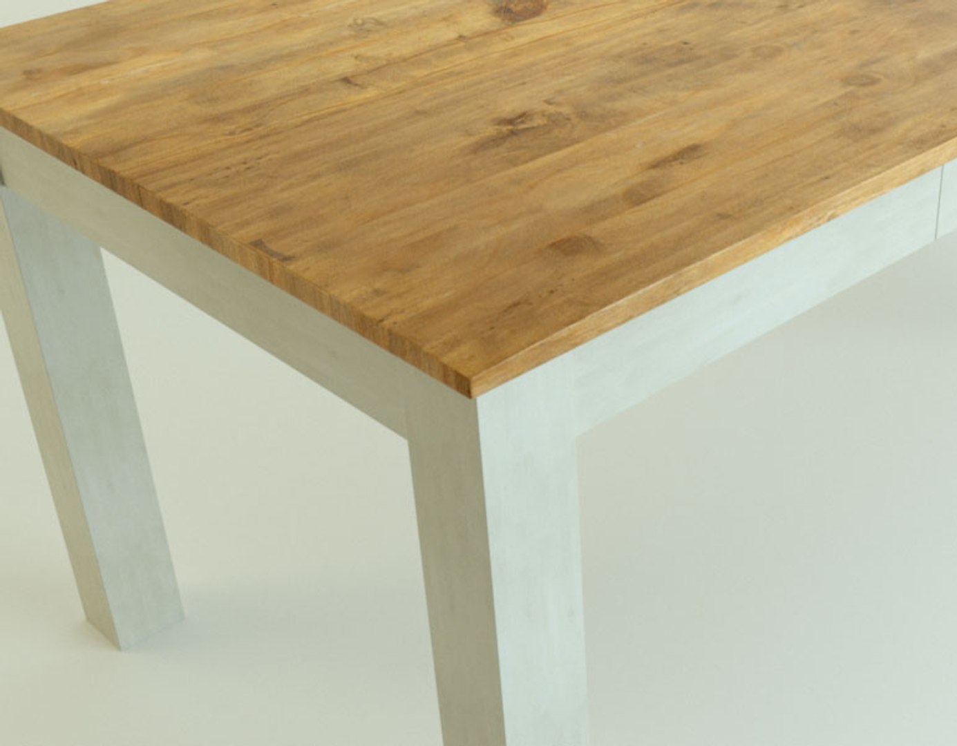 Free Max Mode Destressed Table