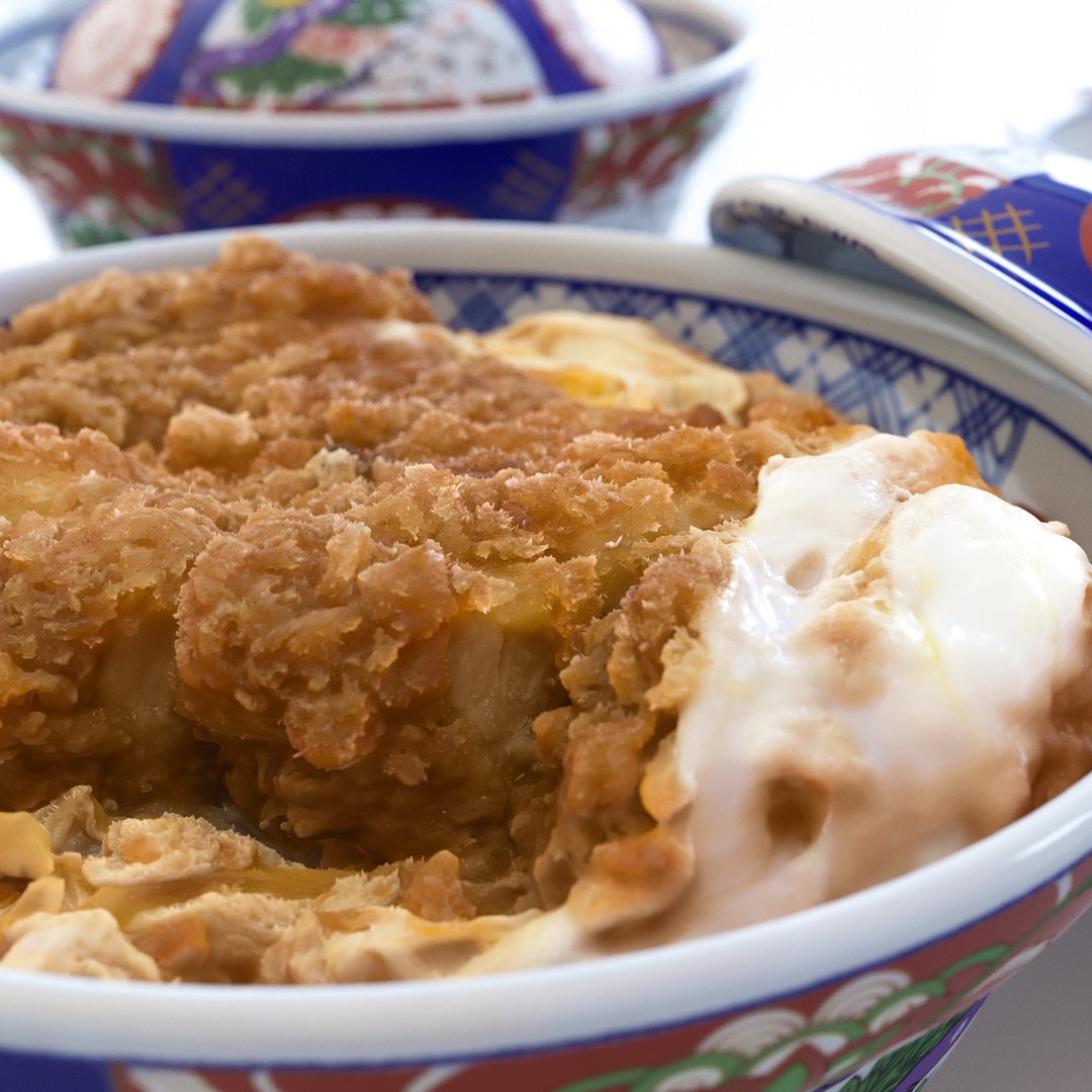 3D model Katsudon and Donburi bowl with lid - Japanese Pork Cutlet Rice Bowl https://p.turbosquid.com/ts-thumb/bp/tIfZLe/LS/katsudon_102/jpg/1694137476/1920x1080/fit_q87/b008e8a3b500fce66f9e73dd9eed4d7ff15dd4d2/katsudon_102.jpg