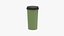 Main tenant une tasse de café