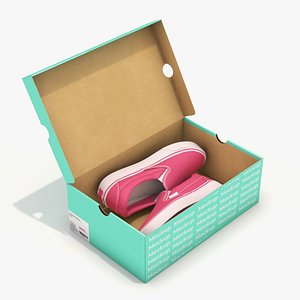 Casual Sneakers in Shoebox