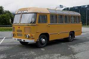 PAZ-672 M
