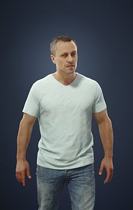 Fortitude Casual Walking Man in Jeans