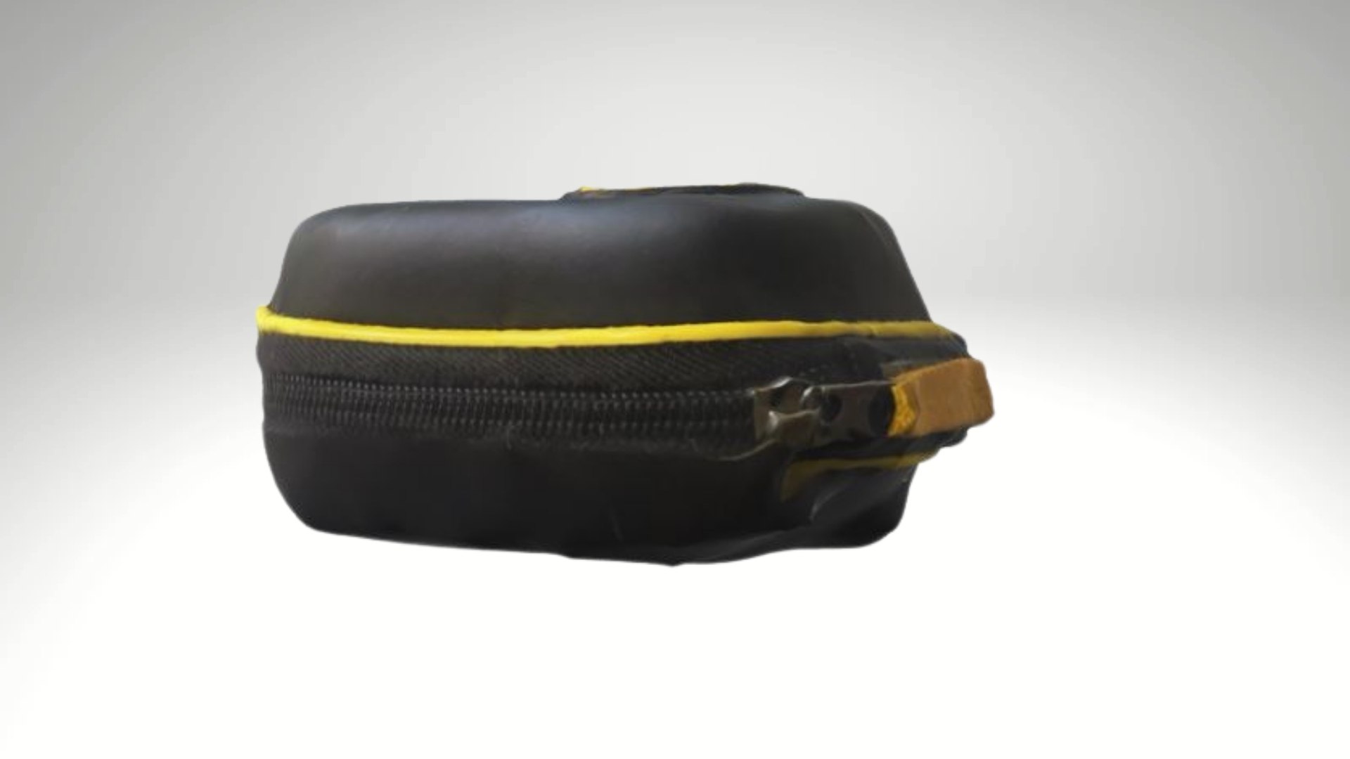 3D Sports Knife Case Protective Outdoor Pouch 3D Model https://p.turbosquid.com/ts-thumb/e5/Wu9sgB/bU/43d/jpg/1767706100/1920x1080/fit_q87/00a0166618bdb4bc421afca63f8dea0c0e97ae9f/43d.jpg
