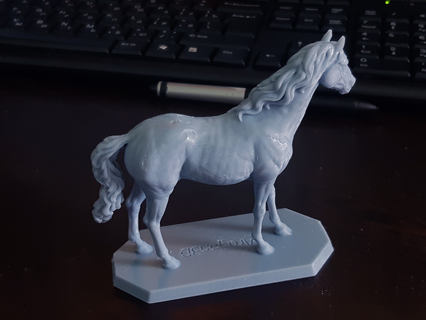 3D model realistic horse basemesh animation https://p.turbosquid.com/ts-thumb/f5/4WgZ7T/k217SgnR/20200418_104351/jpg/1587197568/1920x1080/fit_q87/b7d8db902412c409d2921b6af972ab2e90fc9ed0/20200418_104351.jpg
