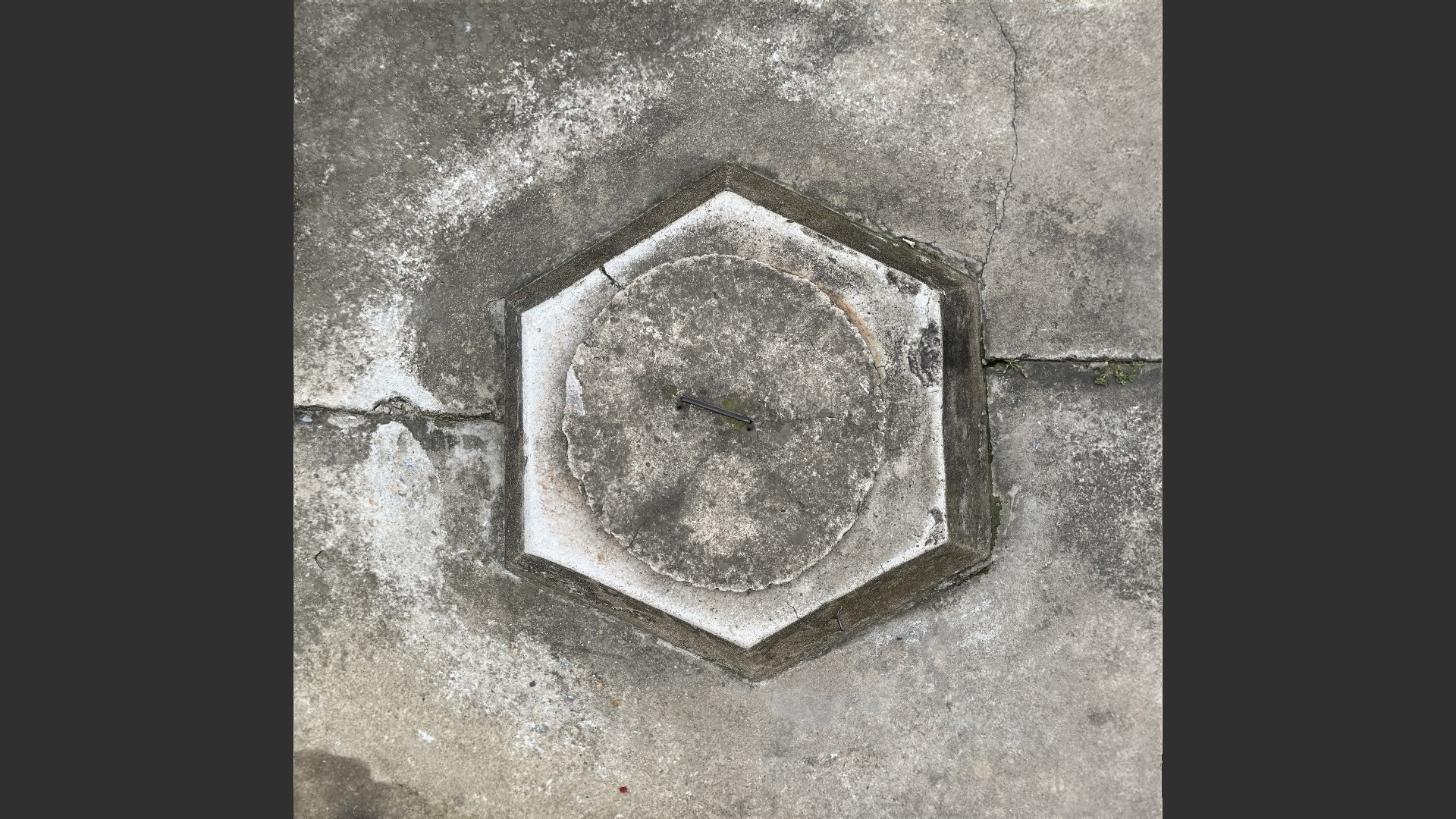 3D scanning of water Well 3D model https://p.turbosquid.com/ts-thumb/fi/cEwQdK/nH/well02_scr05/jpg/1694826037/1920x1080/fit_q87/25b9fa285edc85141e10bd6ab65a9e707f3c2972/well02_scr05.jpg