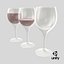 Verre à vin rouge à moitié plein