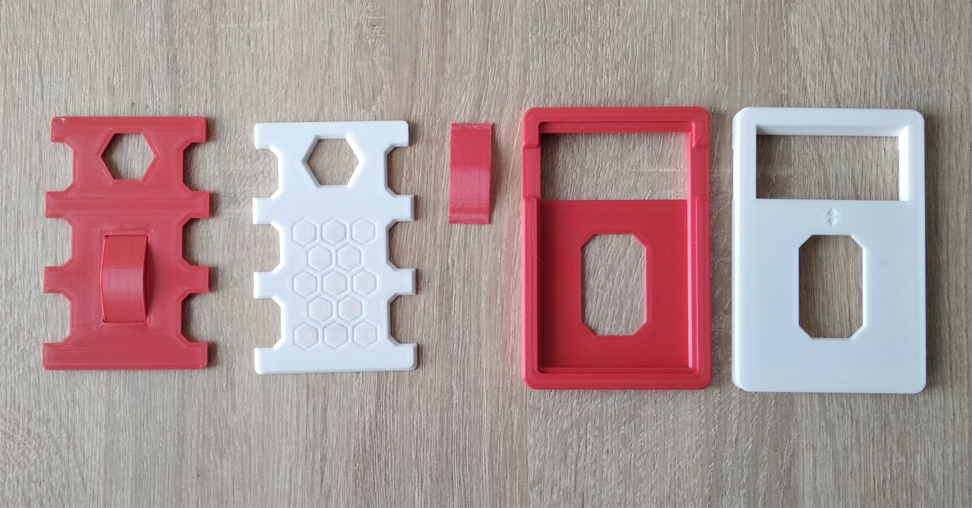 3D model Printable Credit Card Holder https://p.turbosquid.com/ts-thumb/gs/1pe8ui/Fr/ccholder11/png/1646298522/1920x1080/fit_q87/0e0e26d89be0d9af0a32086a95b10126f2845bc9/ccholder11.jpg