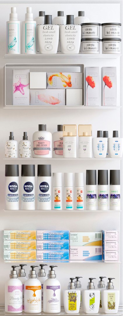 3D pharmacies https://p.turbosquid.com/ts-thumb/hG/TGLHpi/DUvloKsg/5/jpg/1545589121/1920x1080/fit_q87/d512f3d75c430f311aa91d9842690201ad16838f/5.jpg